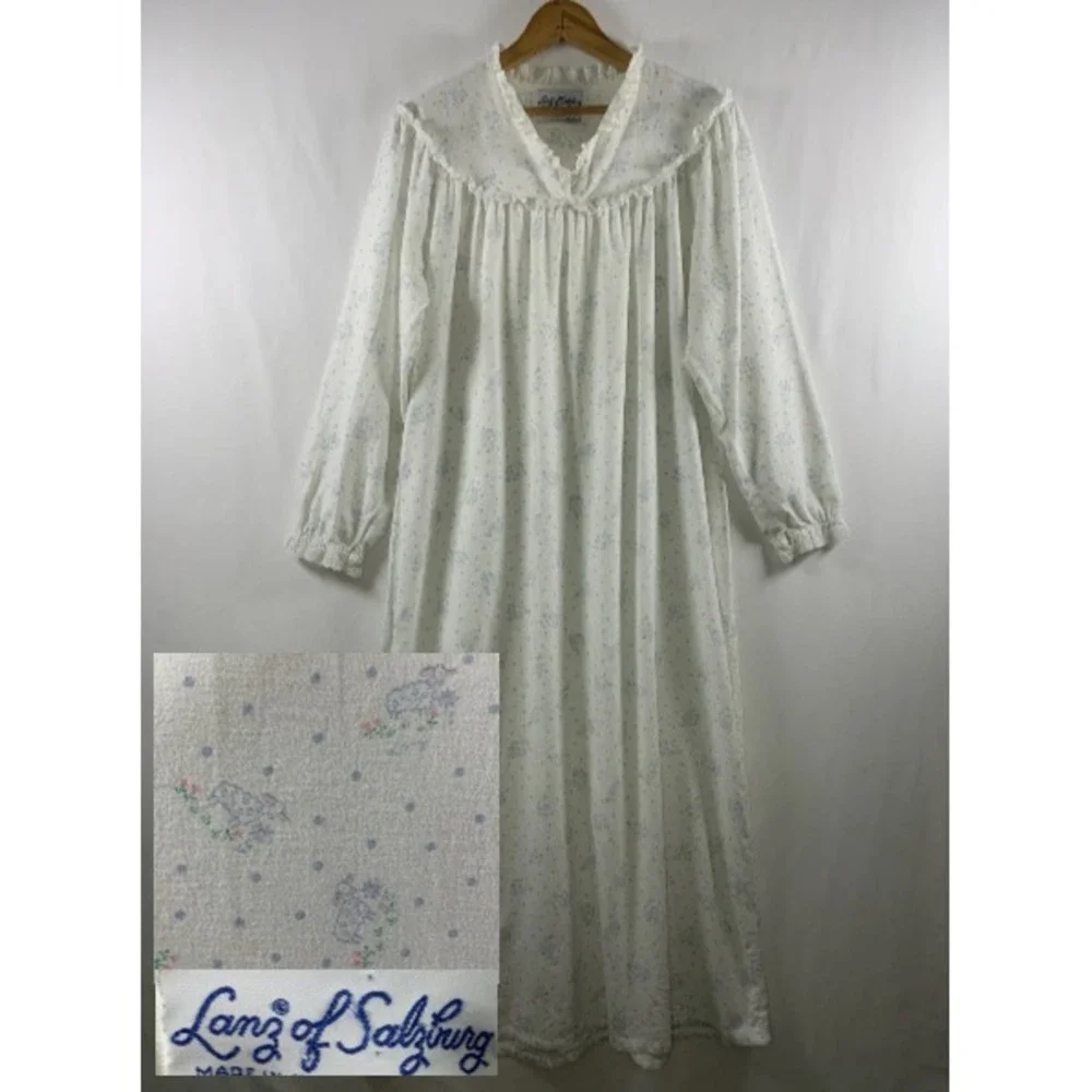 VTG Lanz of Salzburg Flannel Sheep Nightgown Size M Prairie Cottage Lace Trim